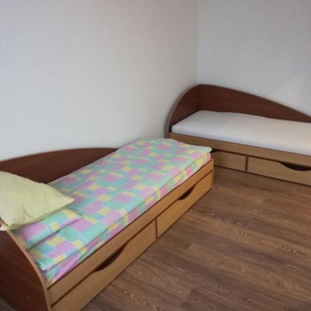 Guest House Аirport Brest Buitenkant foto