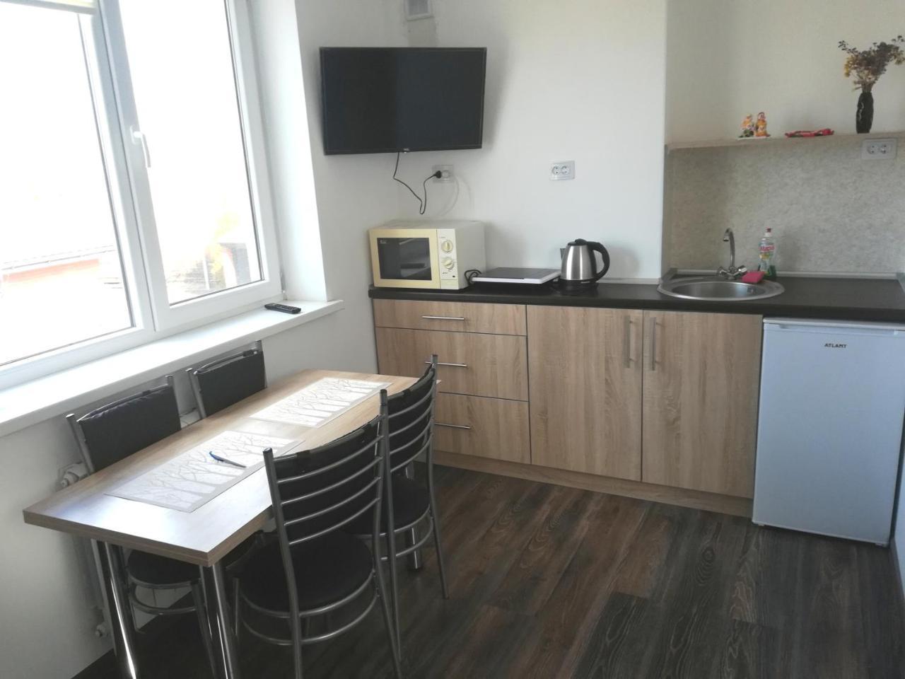 Guest House Аirport Brest Buitenkant foto
